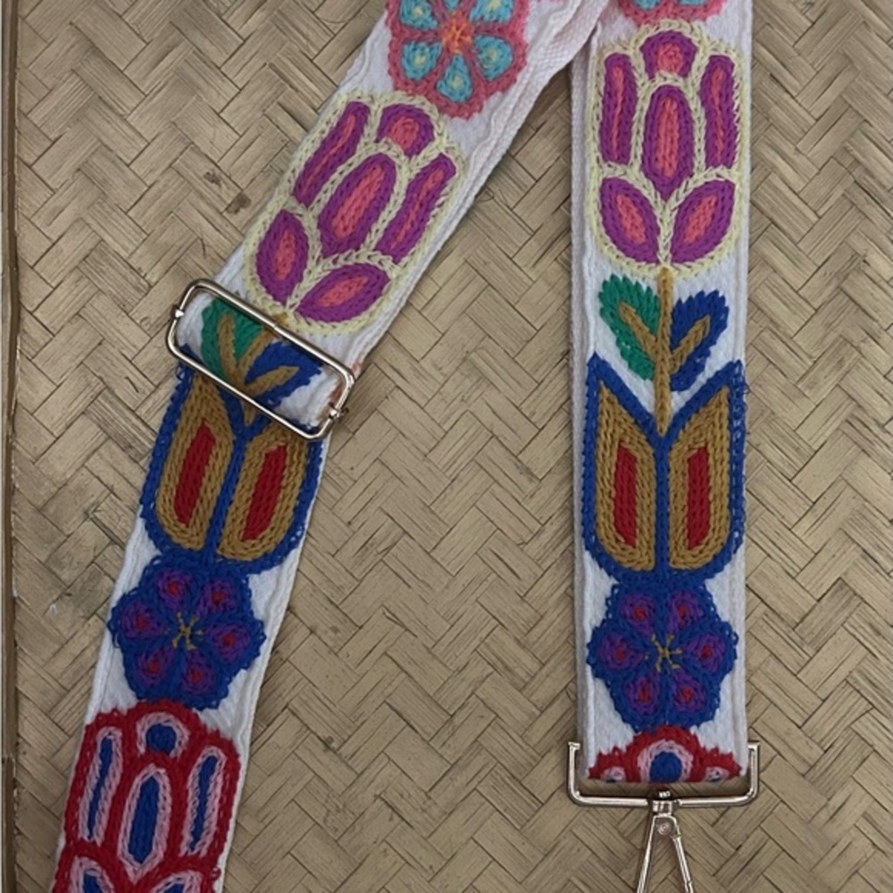 Strap Bag Colorful Crocheted Flowers Perfect For Spring & Summer Adjustable NWOT